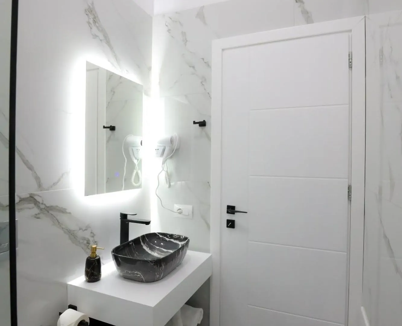 Pensión Elona'S Rooms Krujë